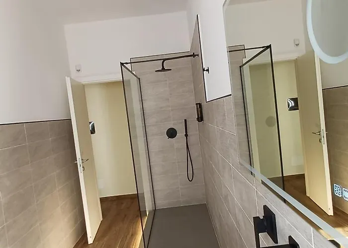 بيت ضيافة Max