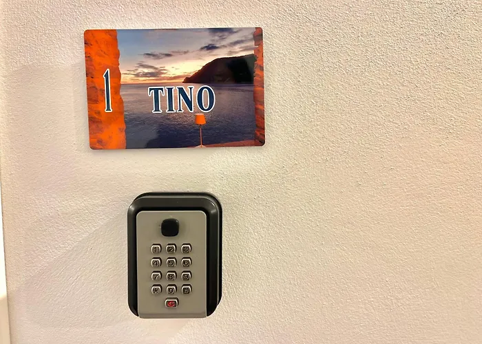 Max 3* لا سبيتسْيا